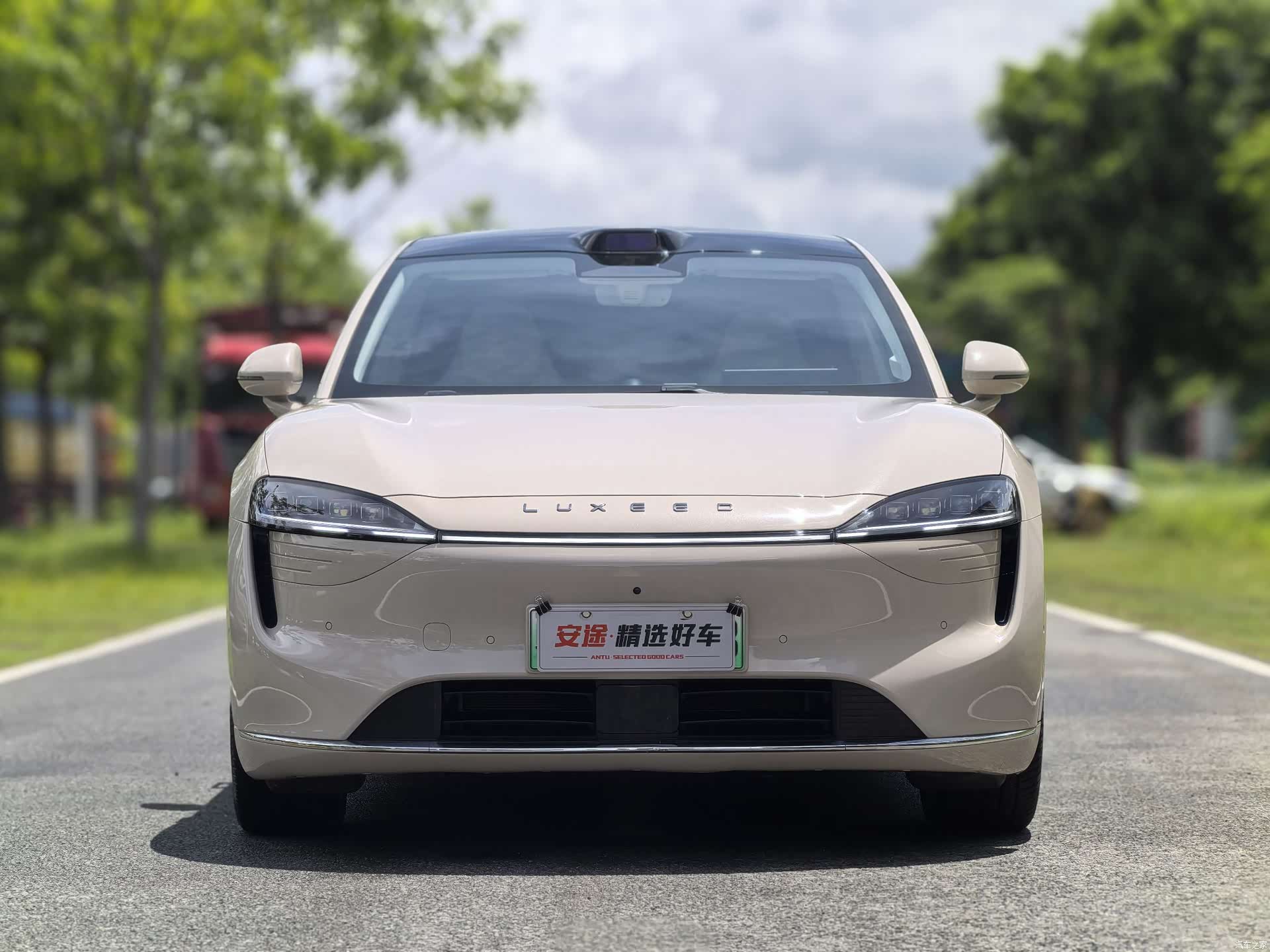 Luxeed R7, 2025 2