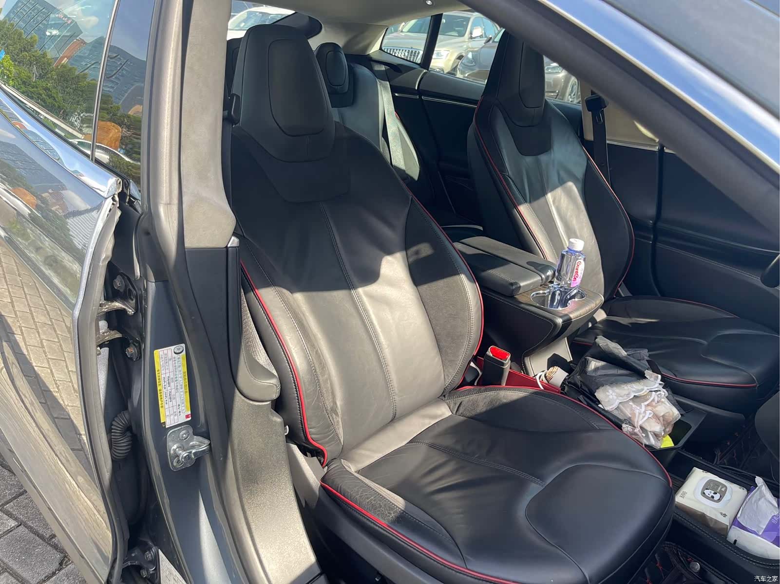 Tesla Model S, 2015 11