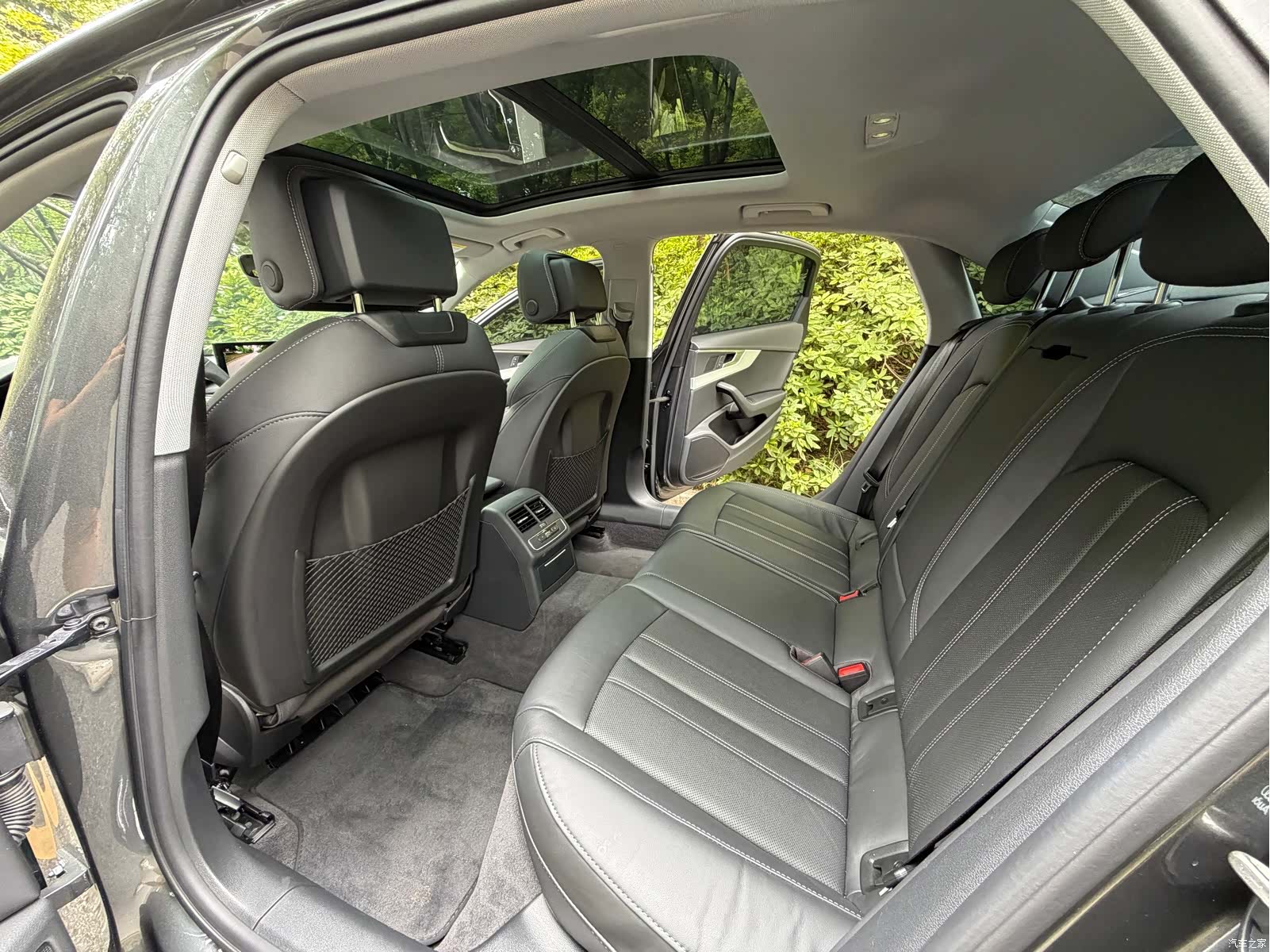 Audi A4L, 2021 10
