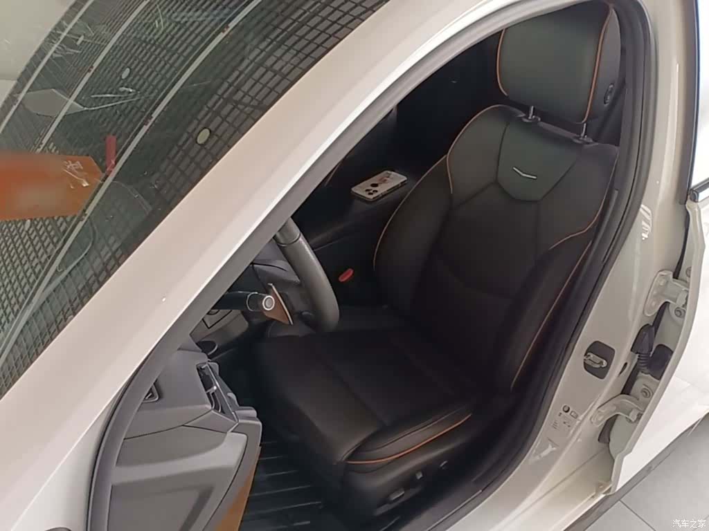 Cadillac CT4, 2021 15