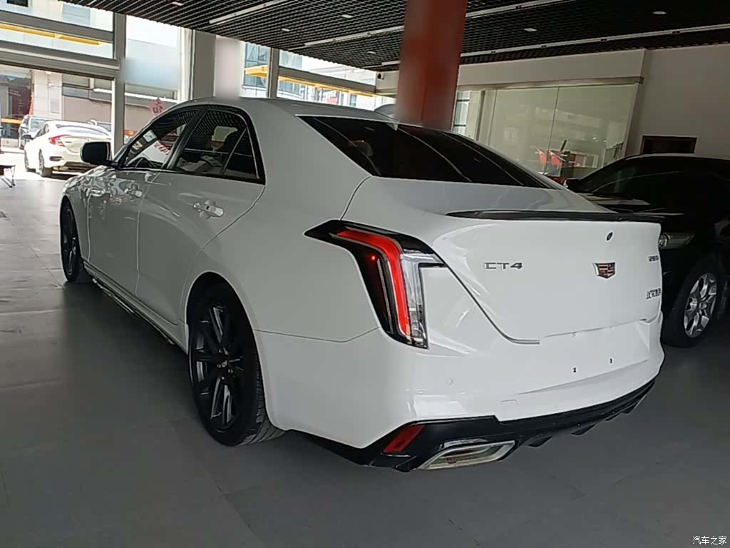Cadillac CT4, 2021 все фото