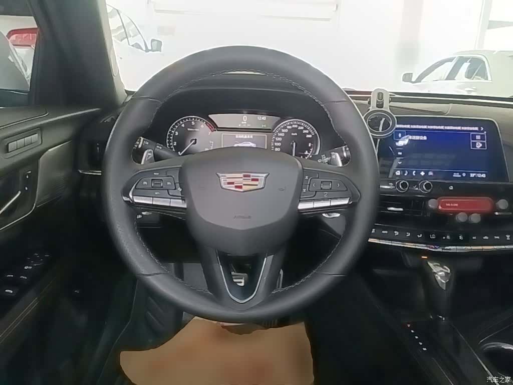 Cadillac CT4, 2021 11