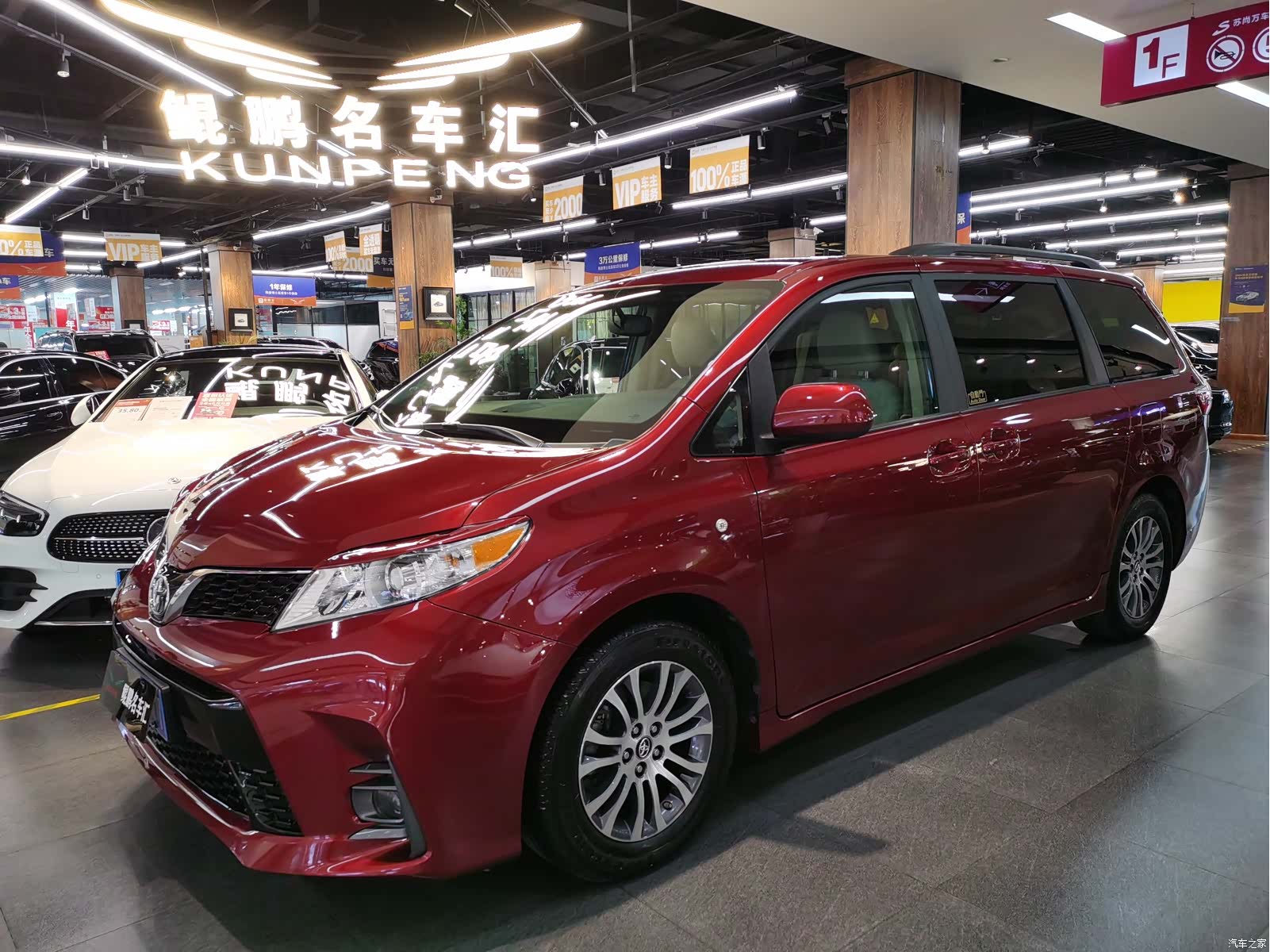 SIENNA XLE