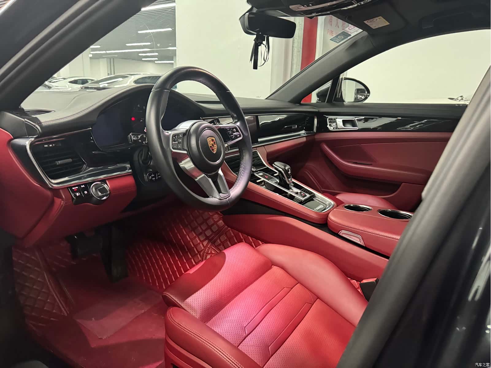 Porsche Panamera, 2020 4