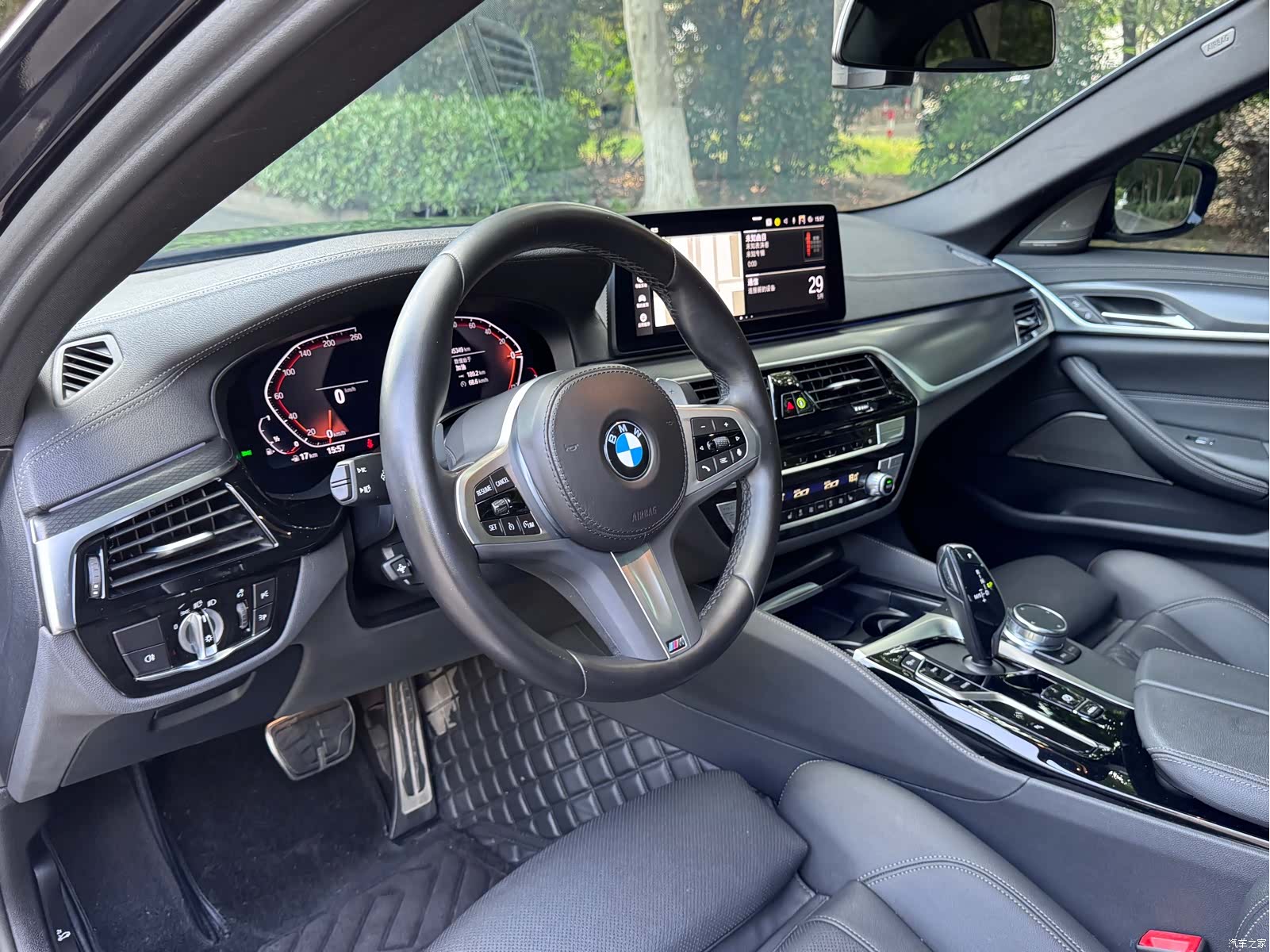 BMW 5 Series, 2023 9