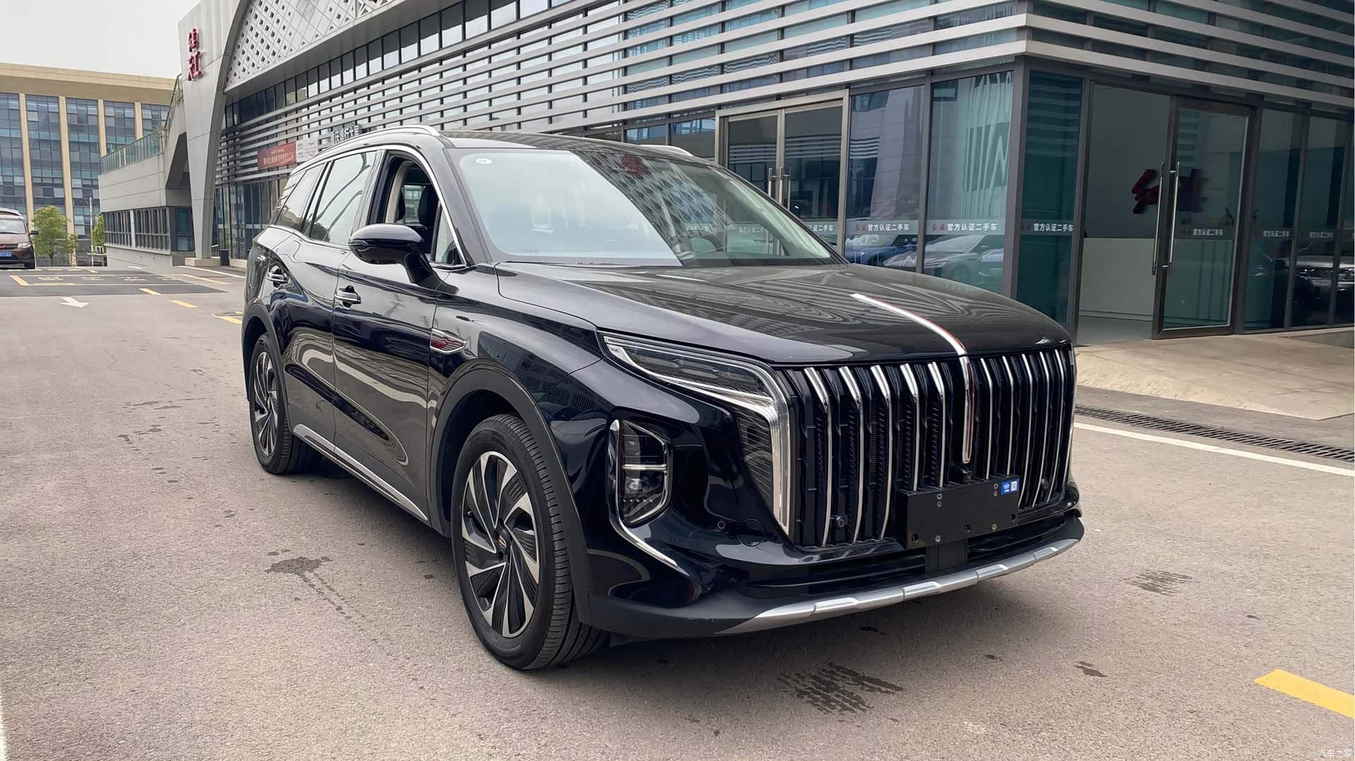Hongqi HS7, 2024 3