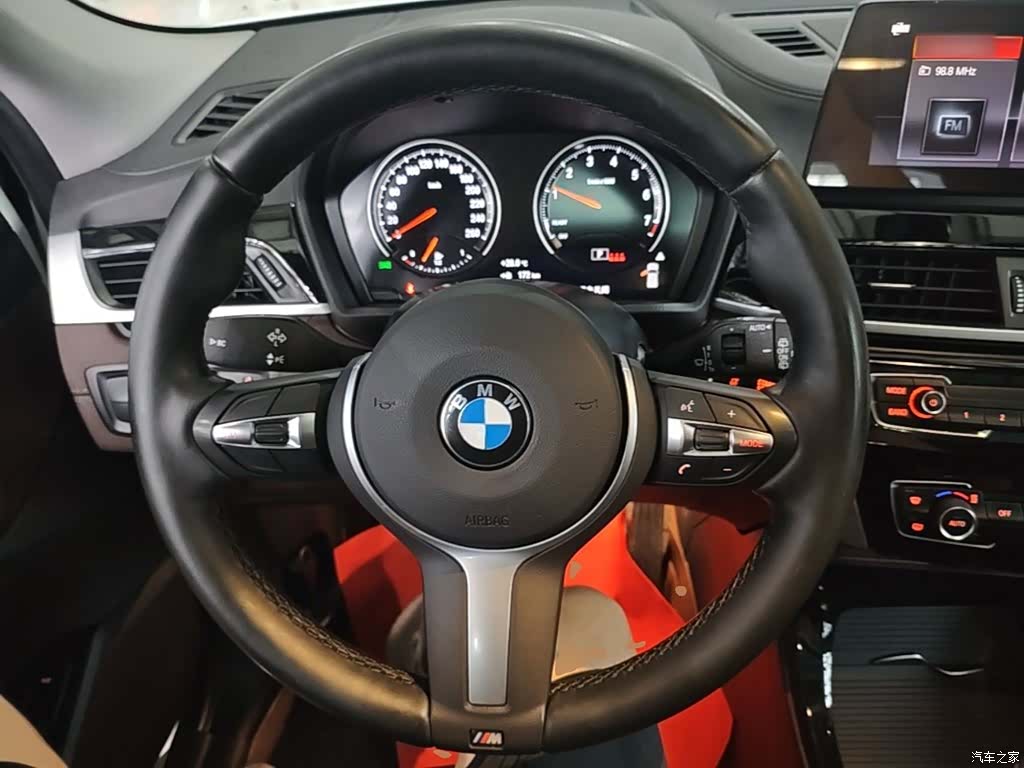 BMW X2, 2022 11