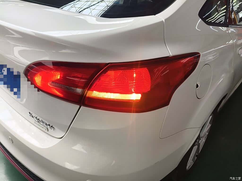 Ford Focus, 2016 8