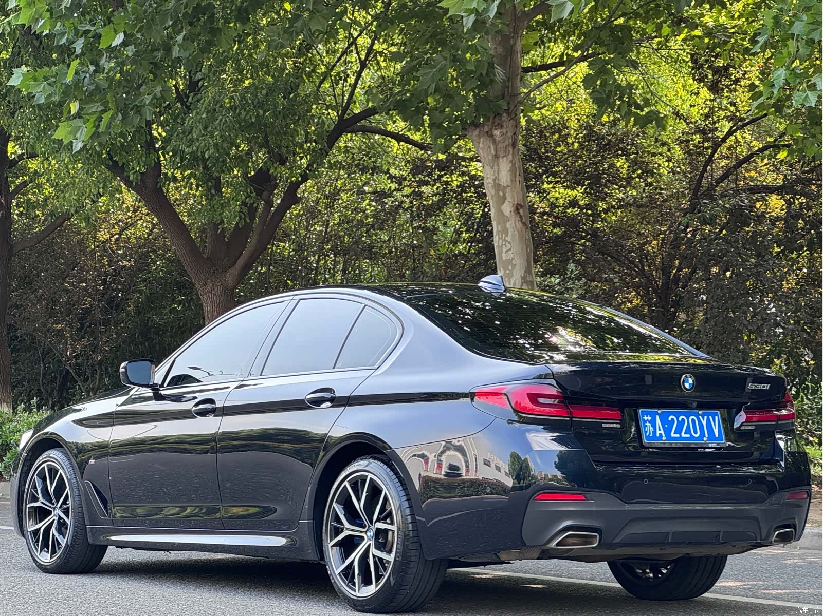BMW 5 Series, 2023 4