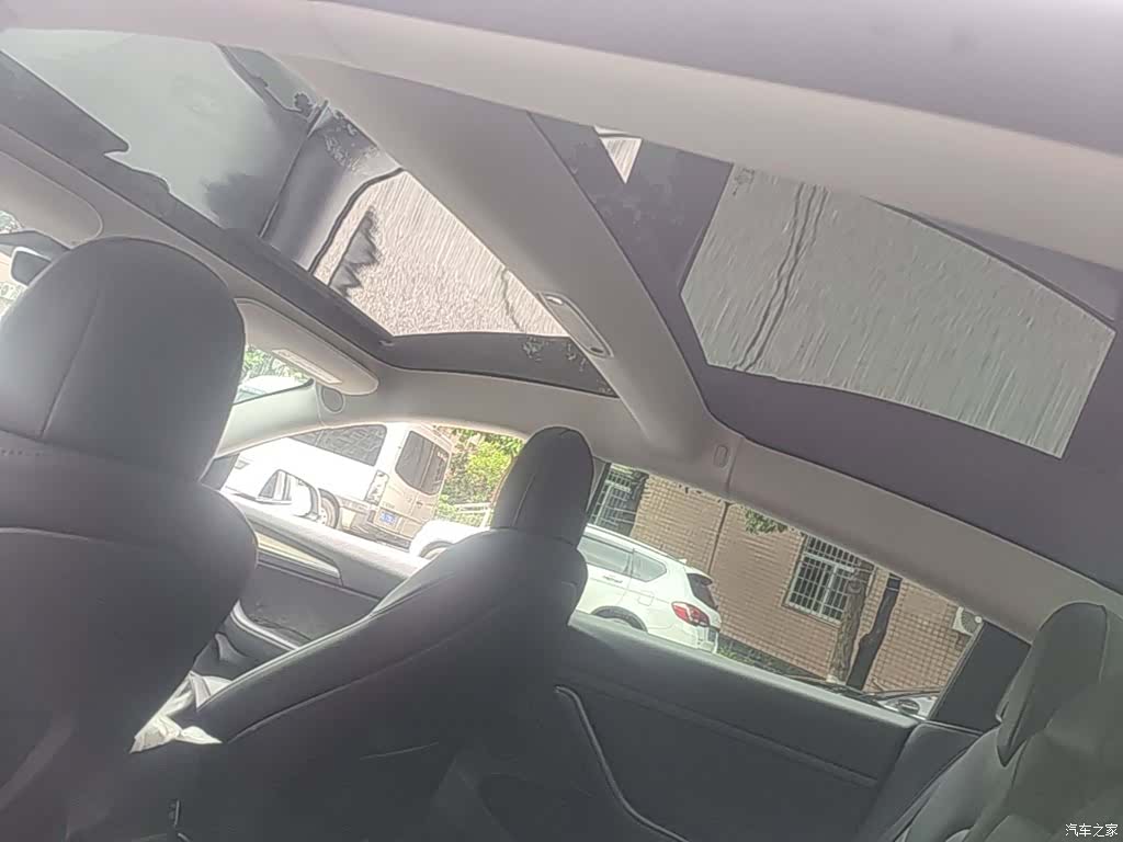 Tesla Model 3, 2022 18
