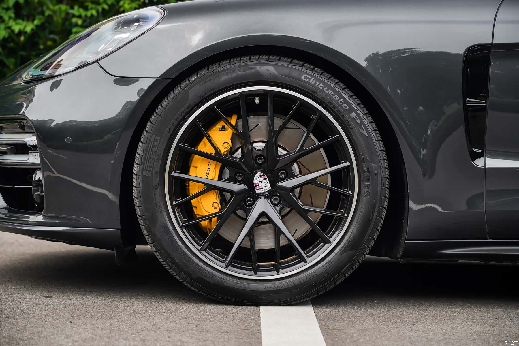 Porsche Panamera, 2018 все фото