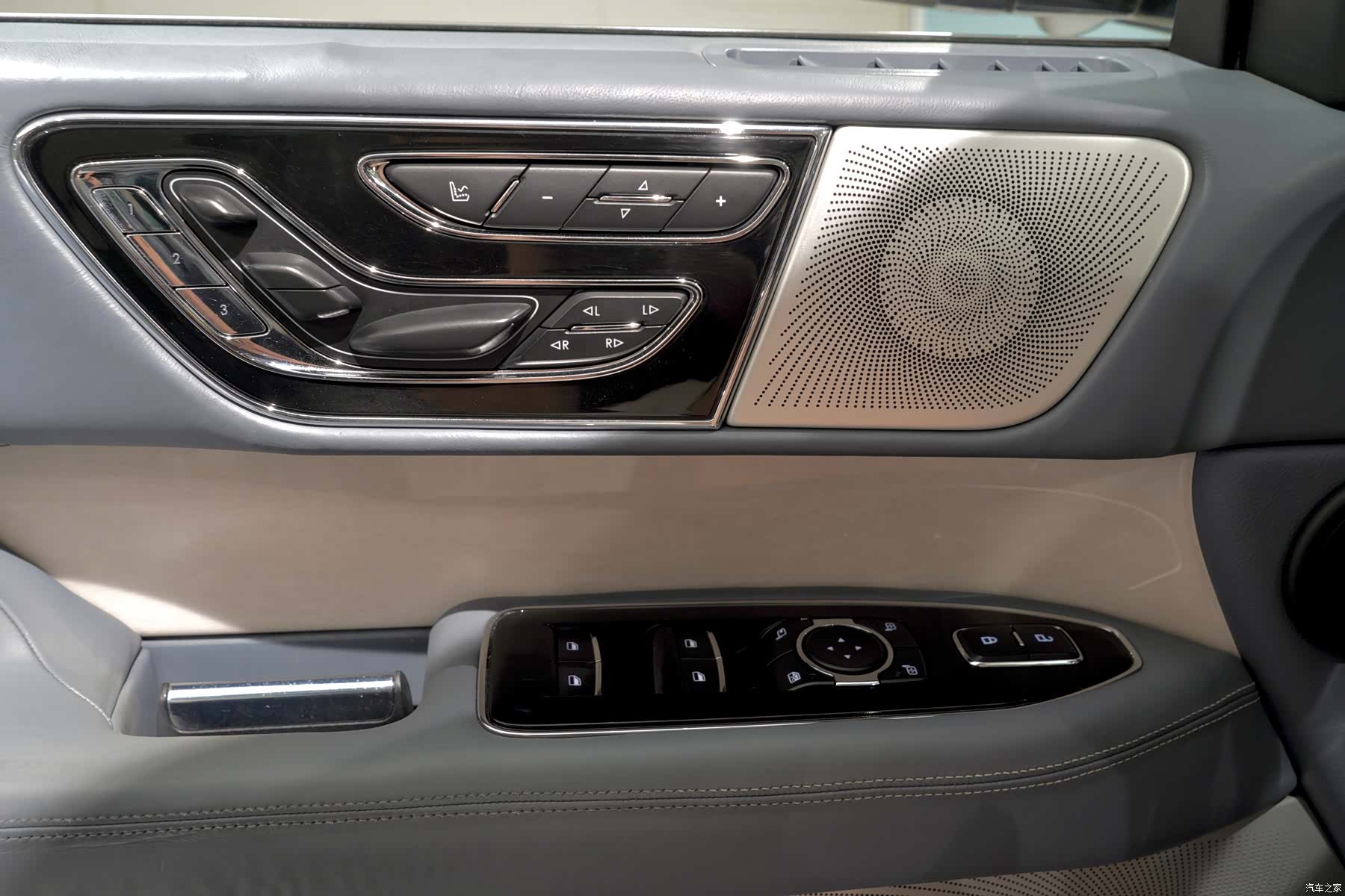 Lincoln Navigator, 2018 7