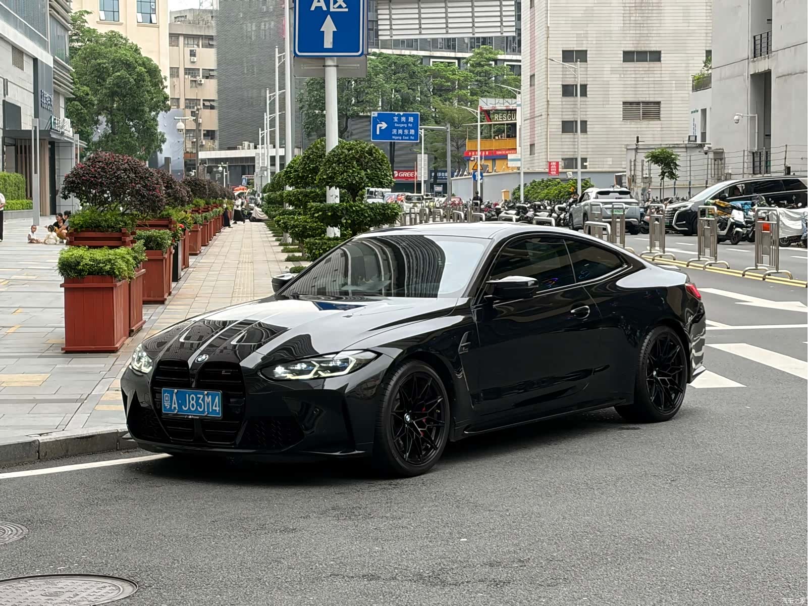 BMW M4, 2022 1