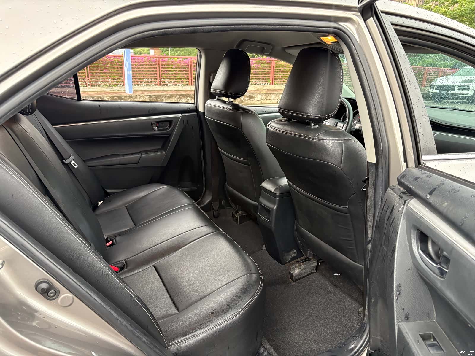 Toyota Corolla, 2015 13
