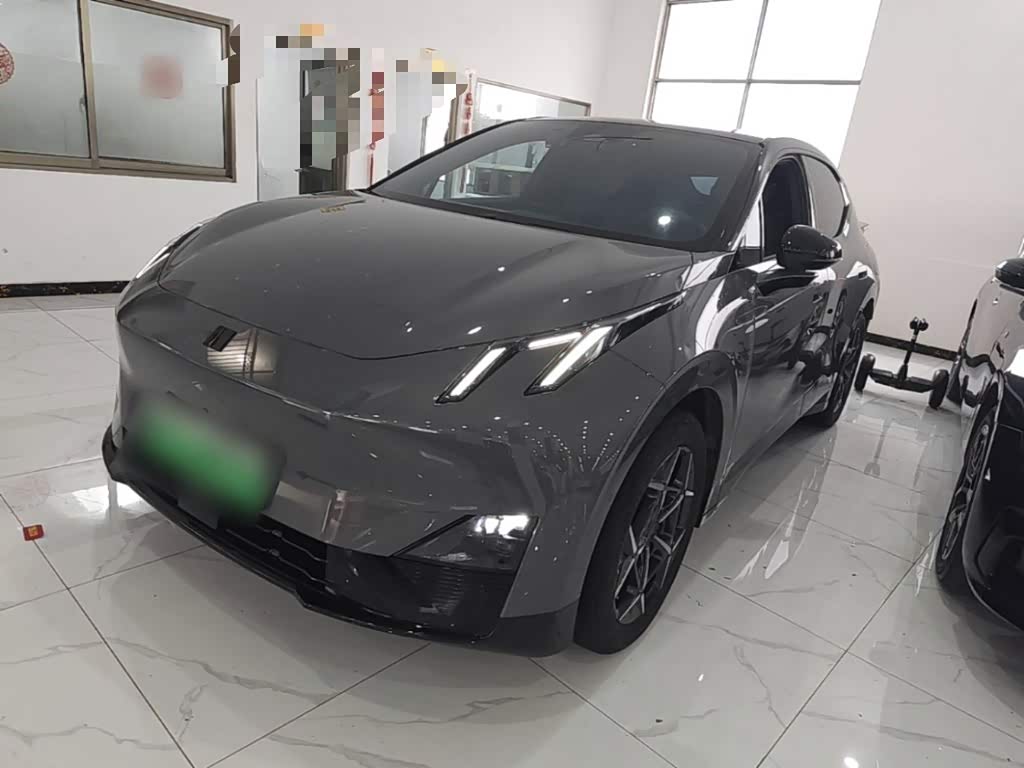 Lynk & Co Z20