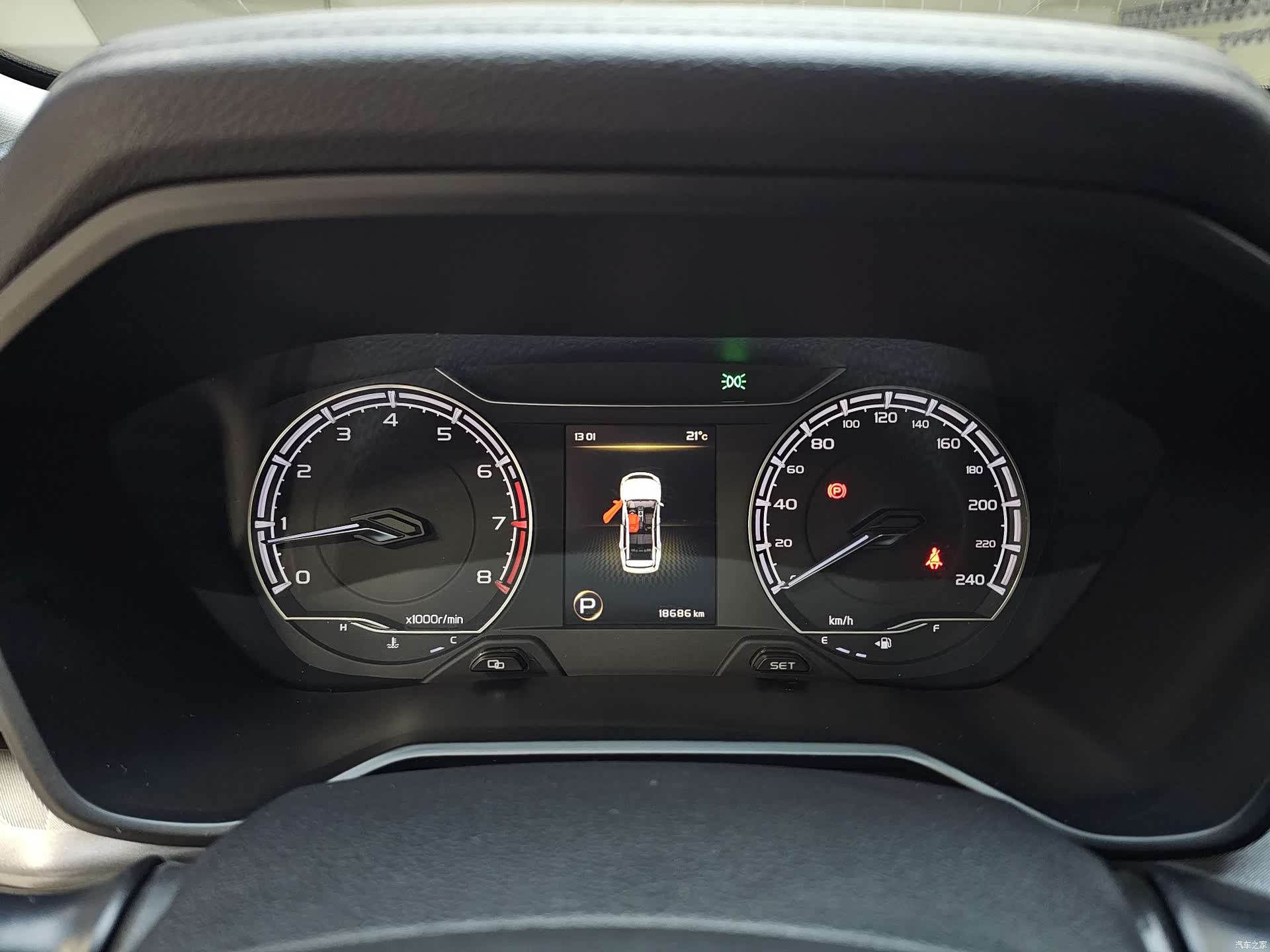 Geely X6, 2023 18