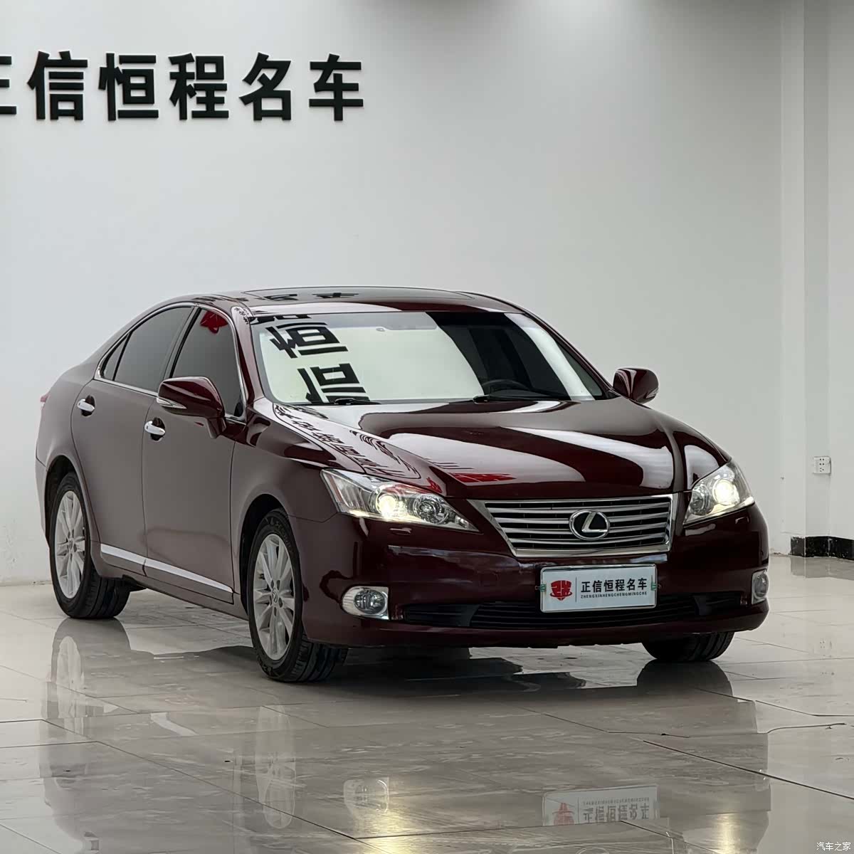 Lexus ES, 2010 4