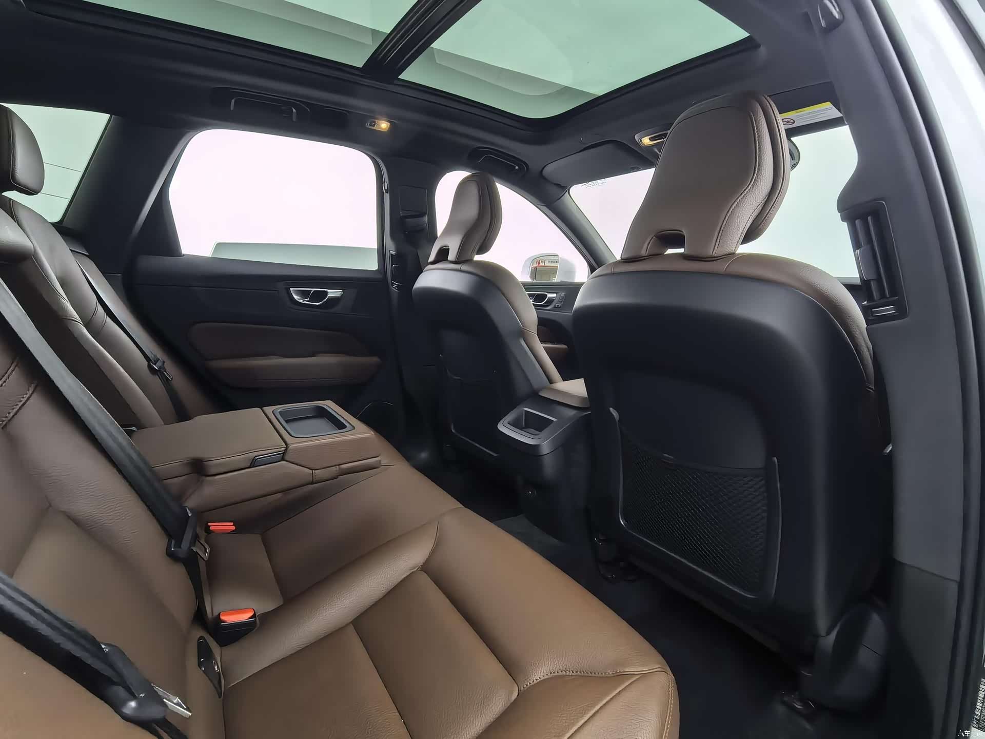 Volvo XC60, 2021 12