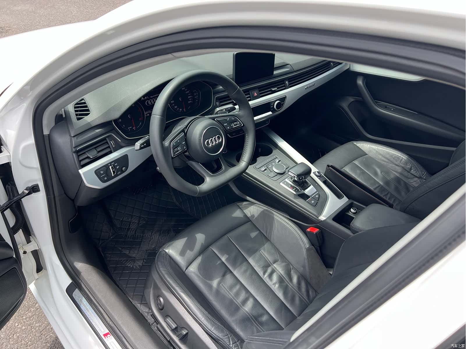 Audi A4L, 2018 8