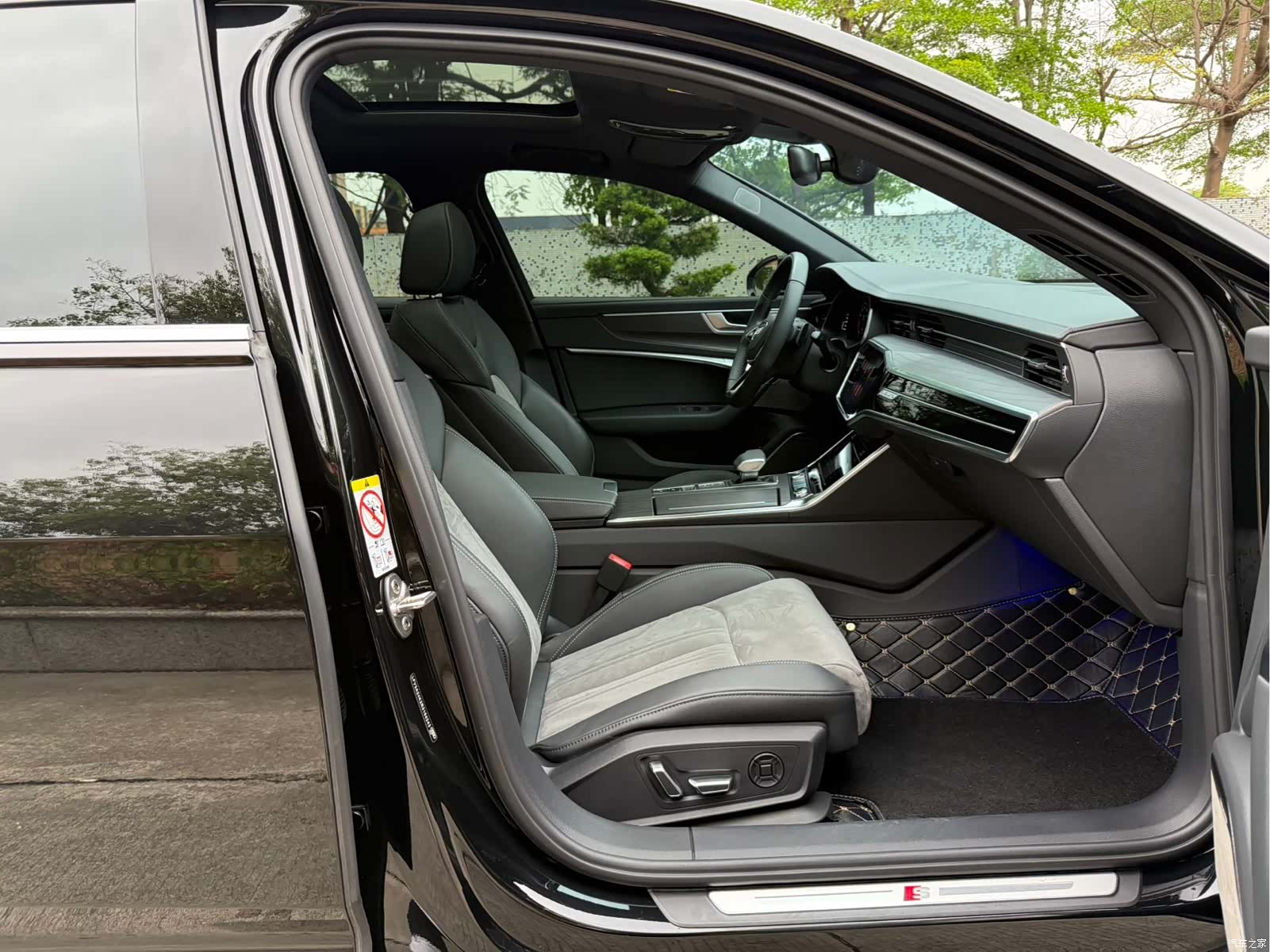 Audi A6L, 2025 26