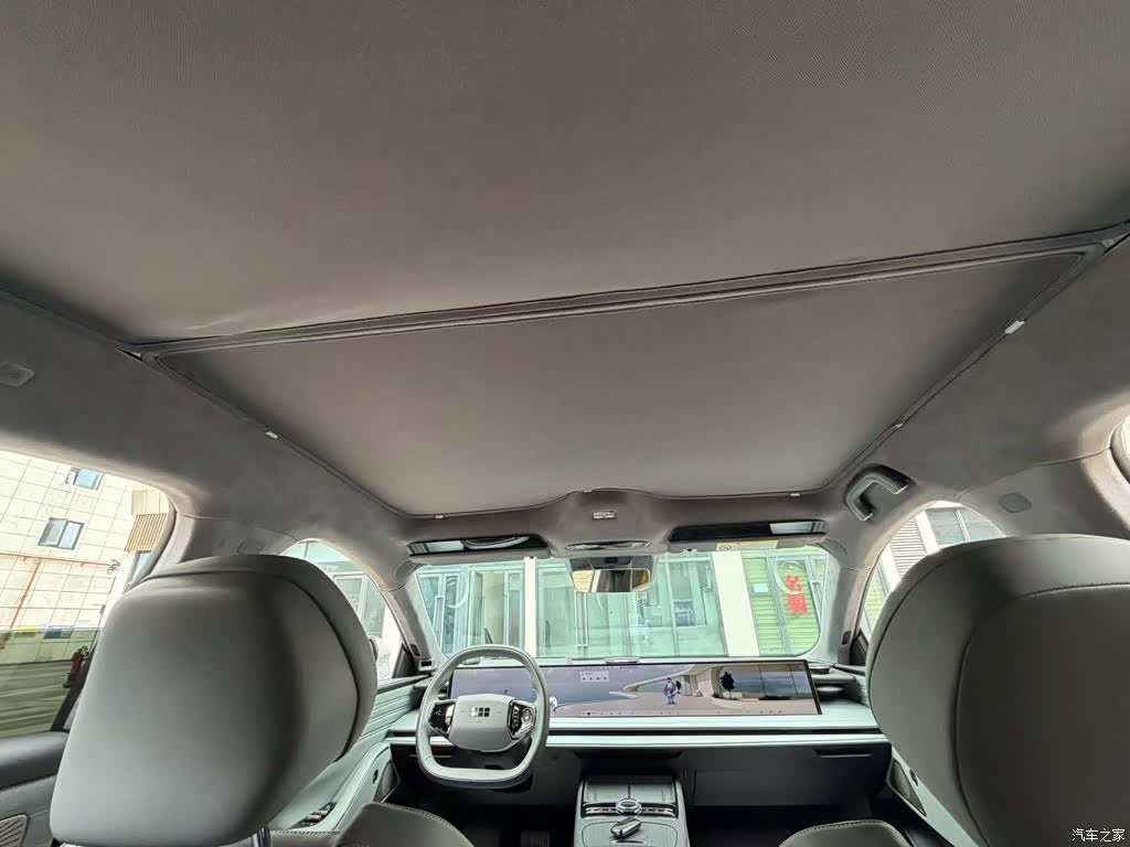 Geely E8, 2025 18