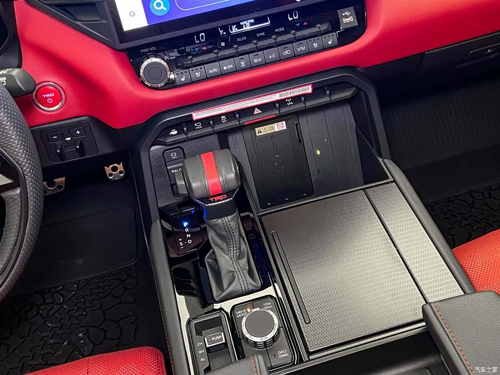 Toyota Sequoia, 2025 10