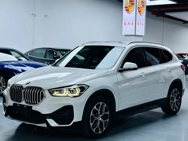 BMW X1 2022 — купить из Китая под заказ