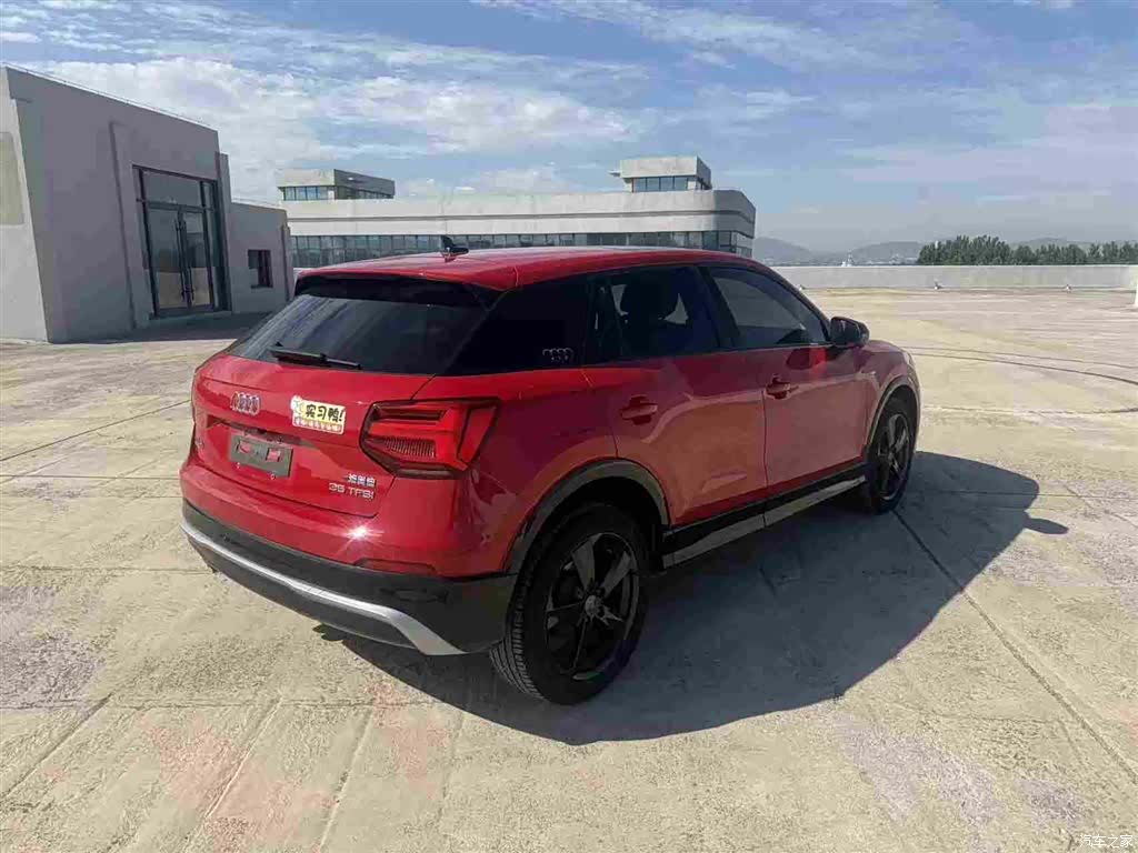 Audi Q2L, 2020 7