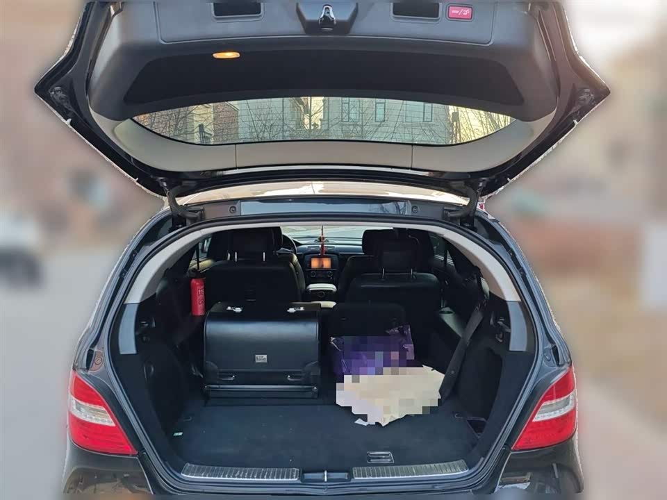 Mercedes-Benz R-class