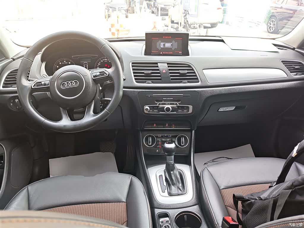 Audi Q3, 2019 10
