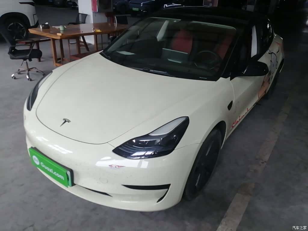 Tesla Model 3, 2023 1