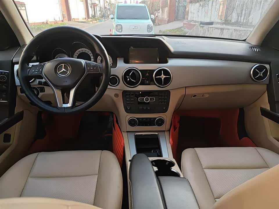 Mercedes-Benz GLK class