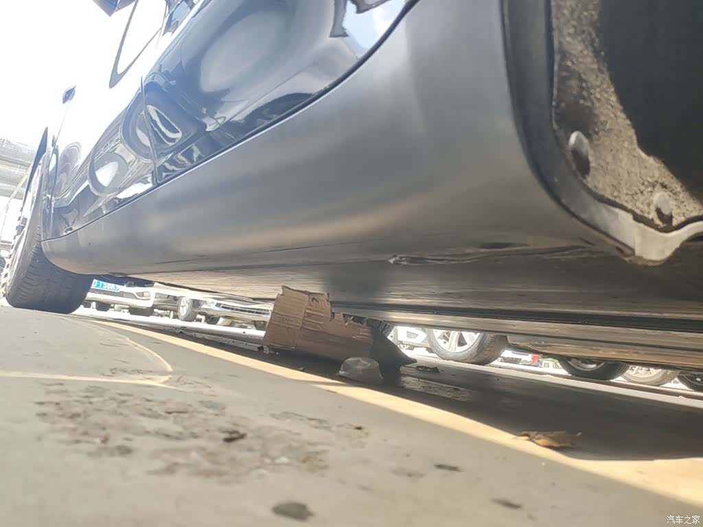 Tesla Model Y, 2023 22