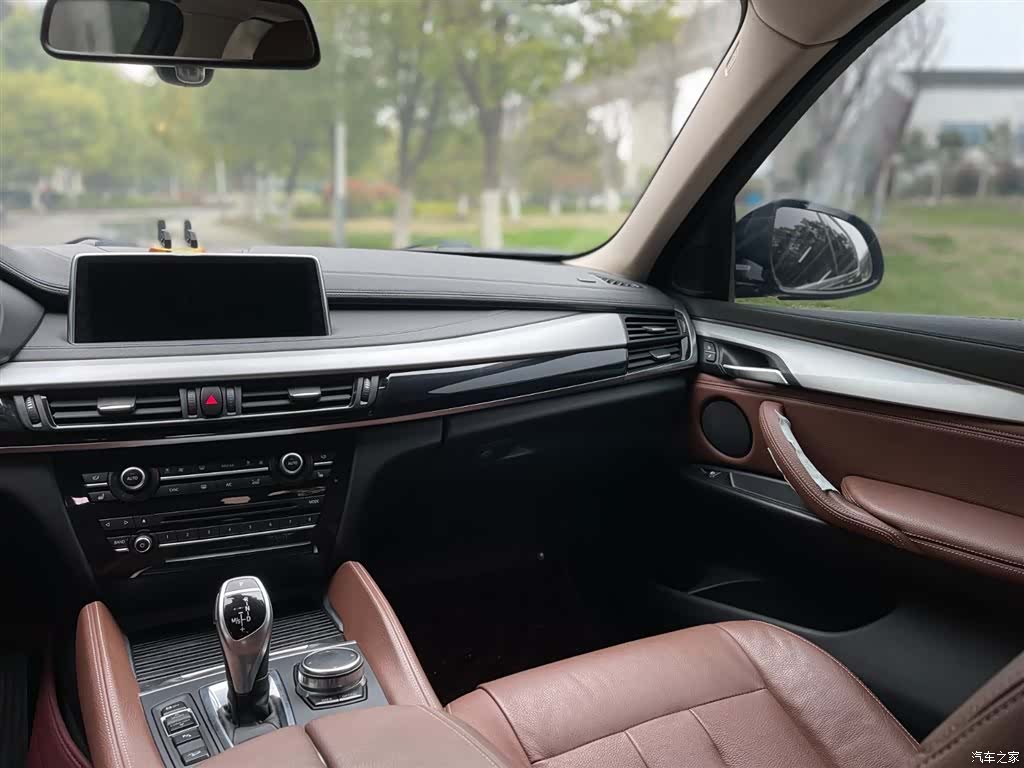 BMW X6, 2018 21