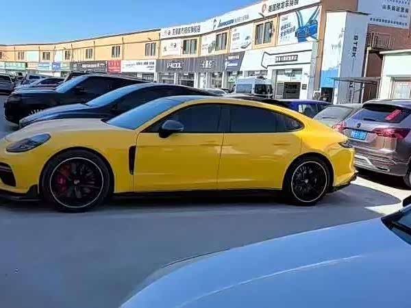 Porsche Panamera