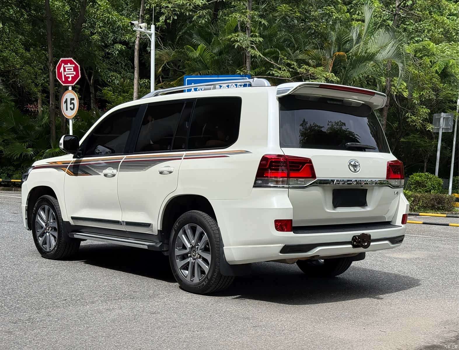 Toyota Land Cruiser, 2019 все фото
