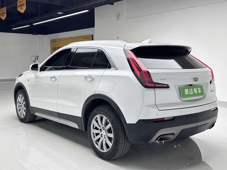 Cadillac XT4