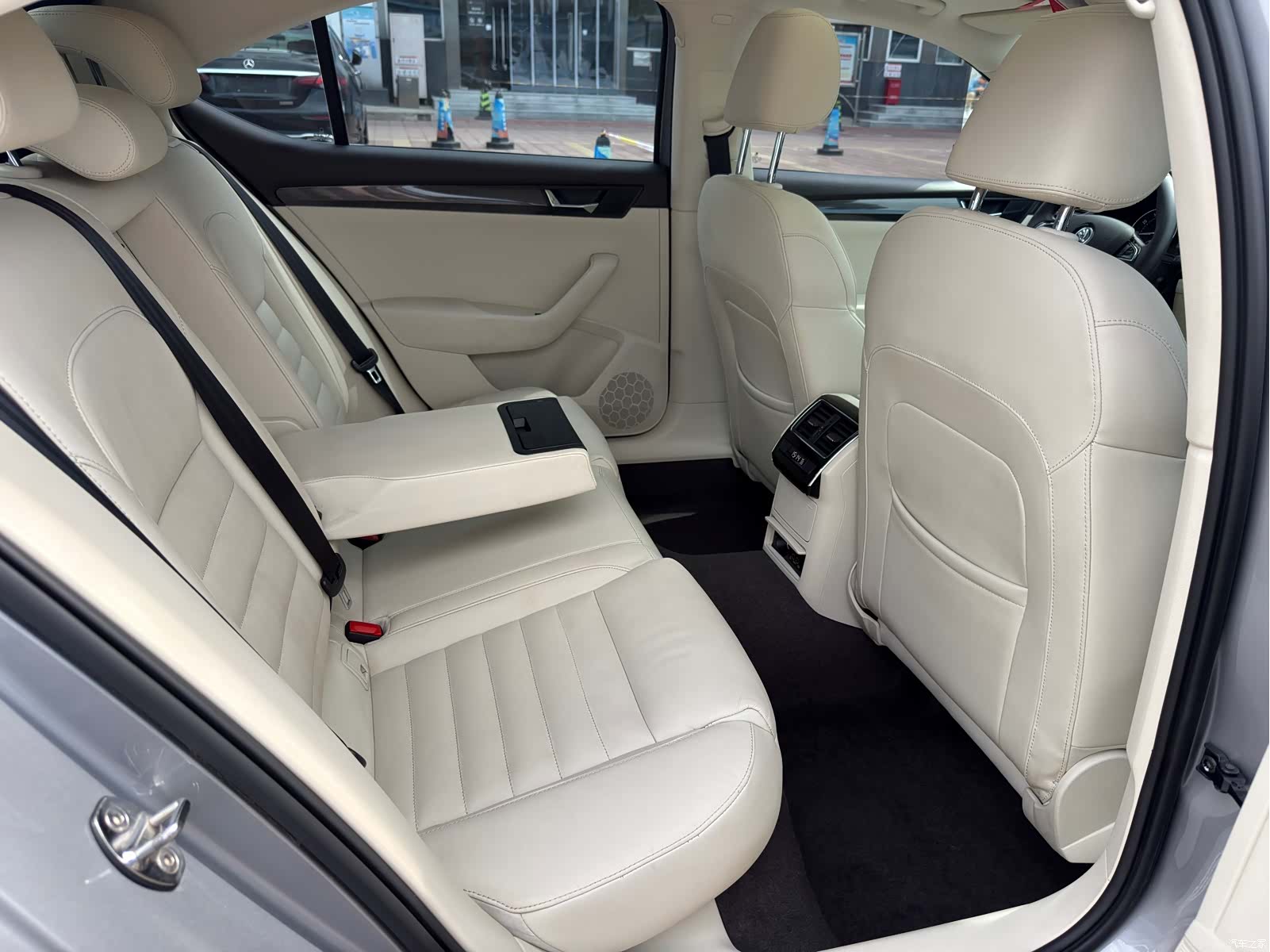 Skoda Superb, 2016 19
