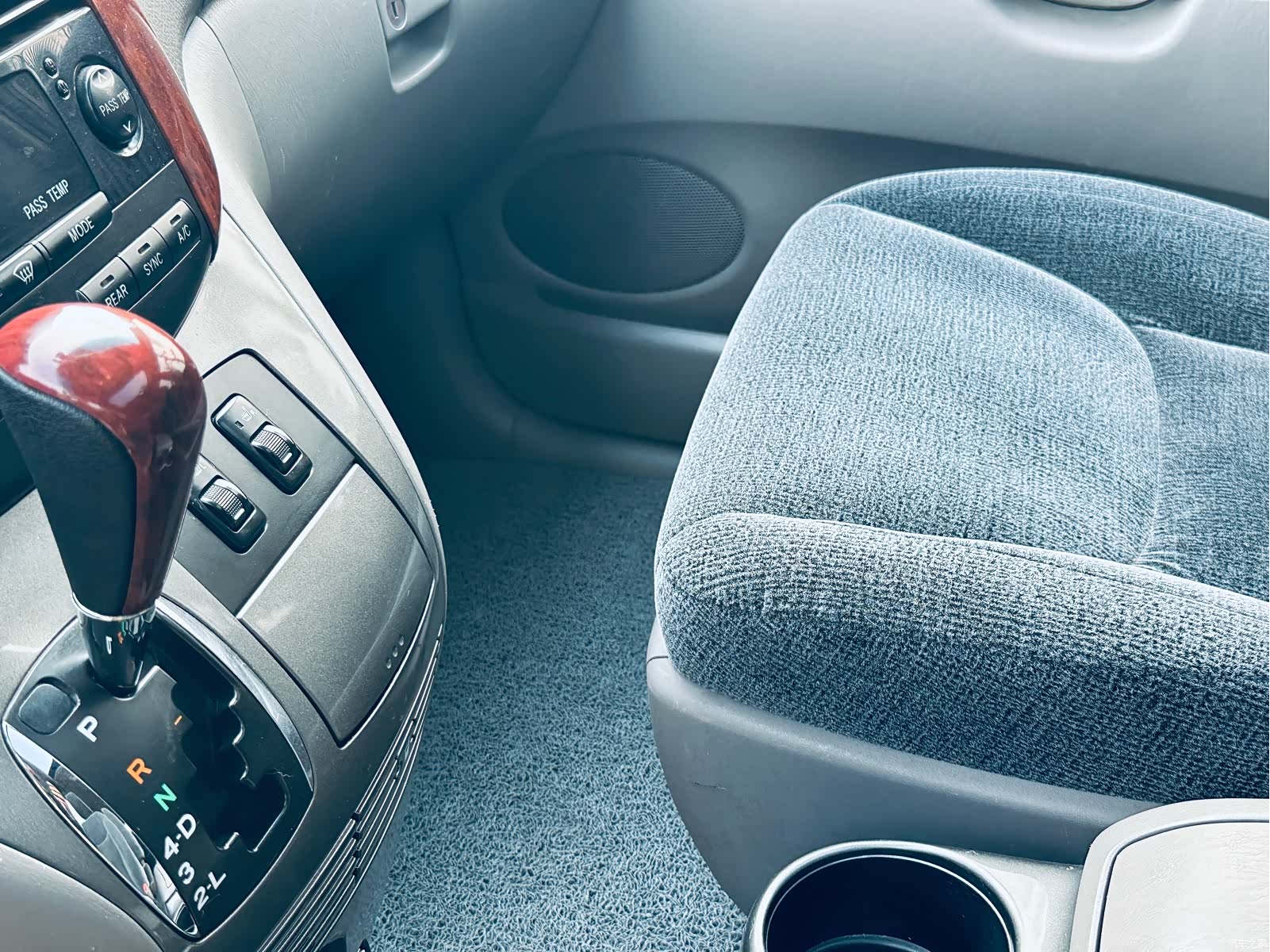 Toyota Sienna, 2005 11