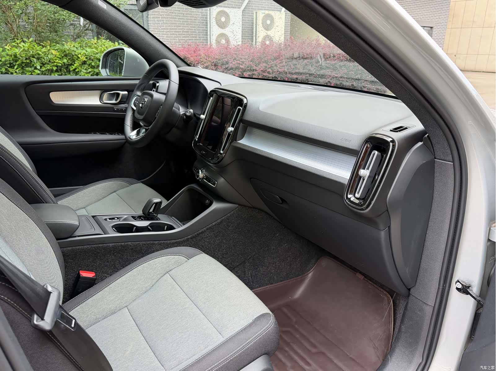 Volvo XC40, 2022 9
