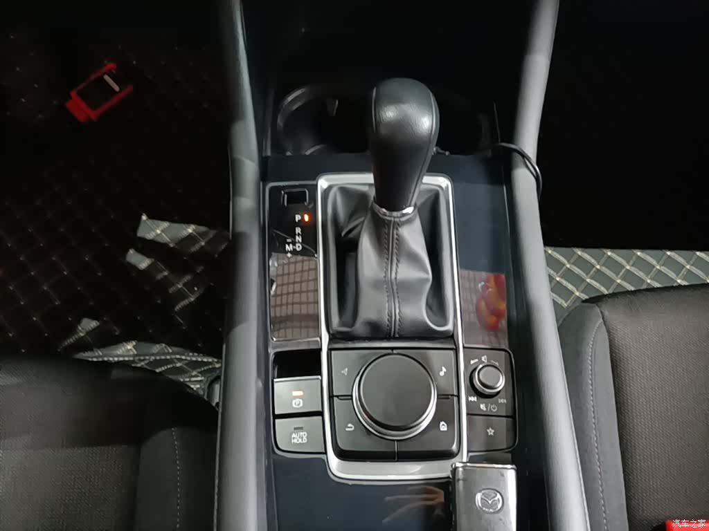 Mazda Mazda3, 2020 14