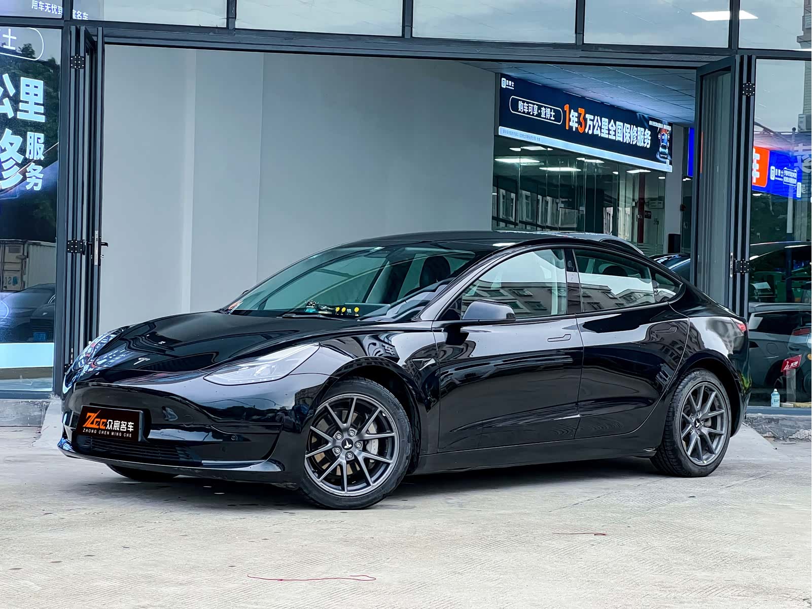 Tesla Model 3, 2022 1
