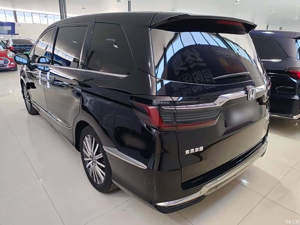 Honda Elysion, 2023 все фото