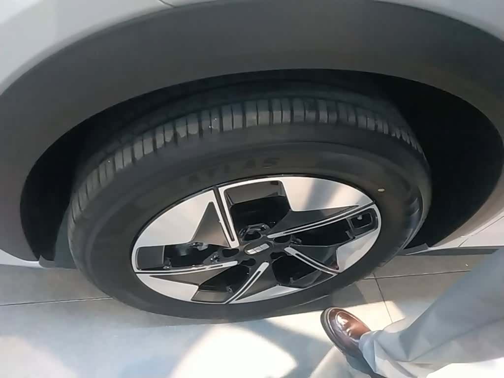 Geely Galaxy E5, 2025 23