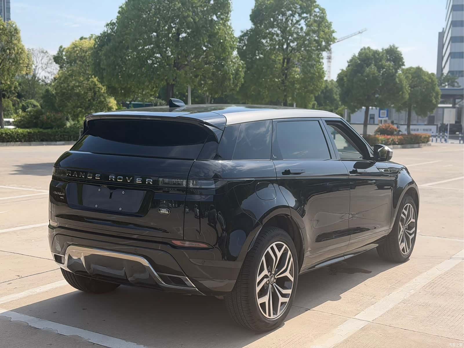 Land Rover Range Rover, 2022 15