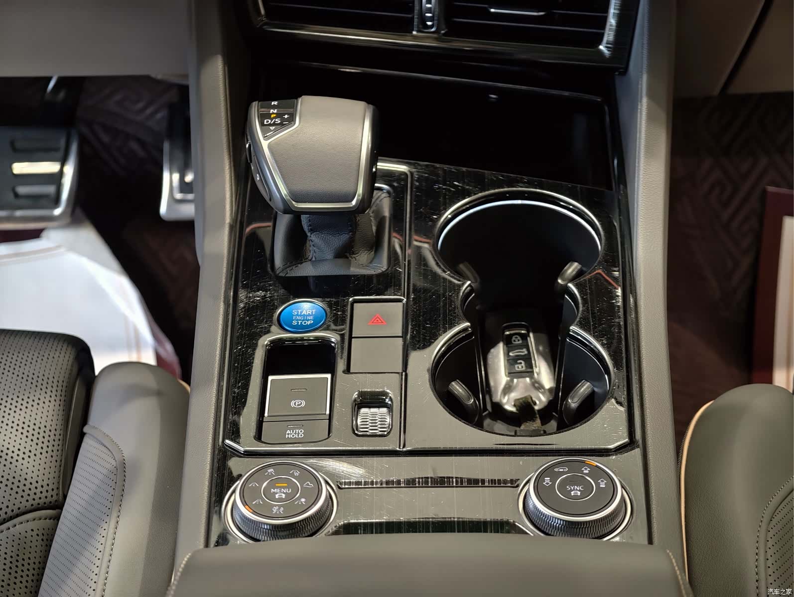 Volkswagen Touareg, 2019 13