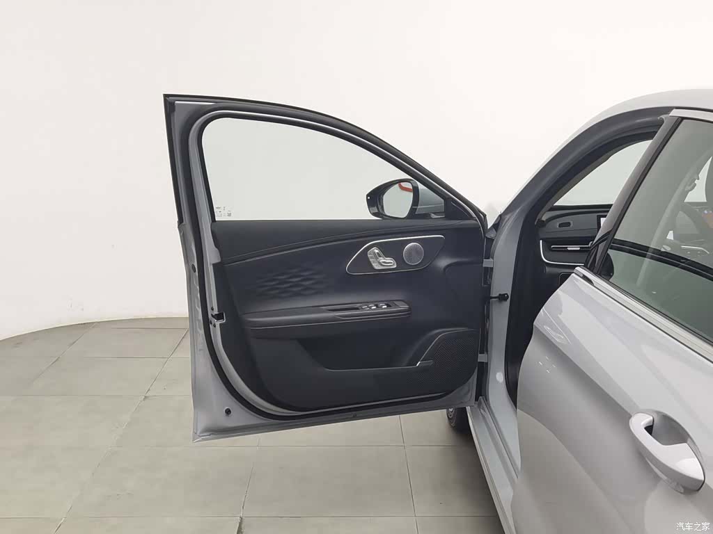 Chery A8L, 2025 8