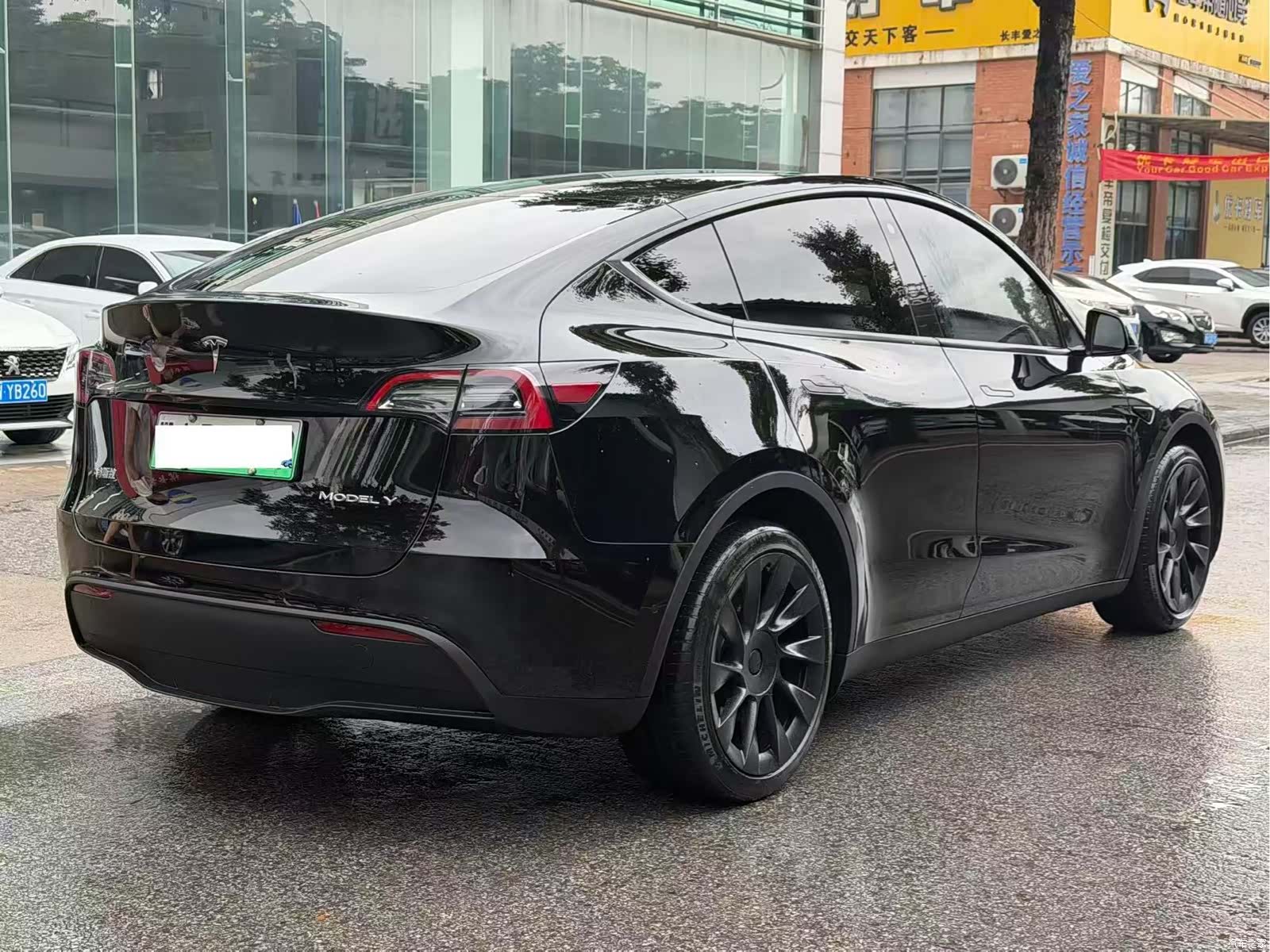 Tesla Model Y, 2022 9