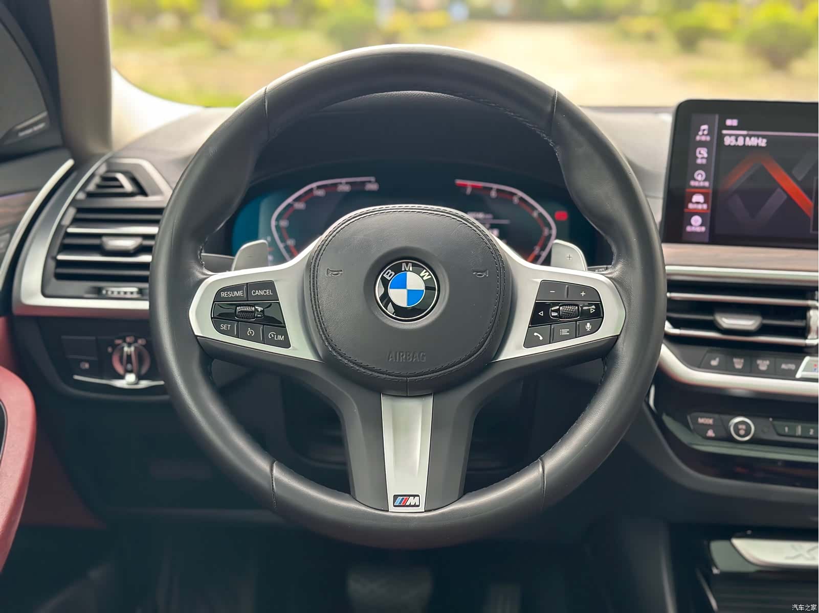 BMW X3, 2022 все фото