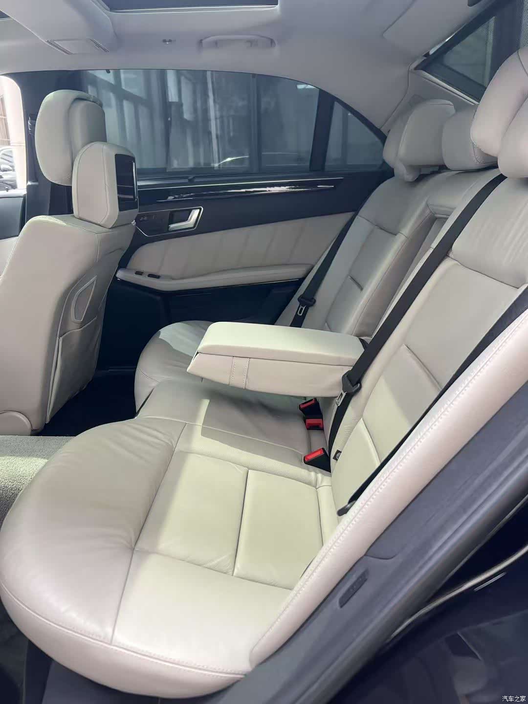 Mercedes-Benz E-Class, 2013 4